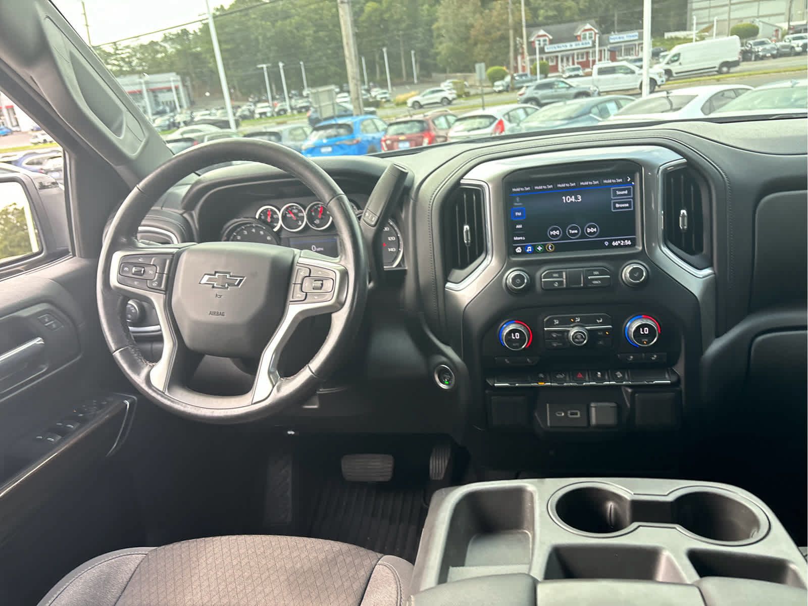 Certified 2021 Chevrolet Silverado 1500 RST w/ Z71 Off-Road Package AWD/4WD image 24