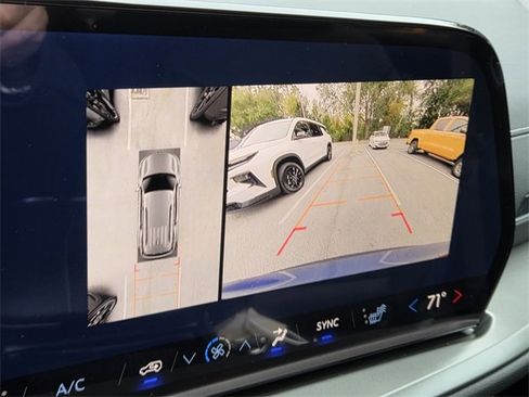 New 2026 Chevrolet Traverse LT w/ Midnight/Sport Edition image 26