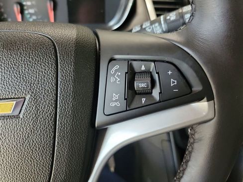 Used 2018 Chevrolet Trax LT w/ LT Convenience Package image 35