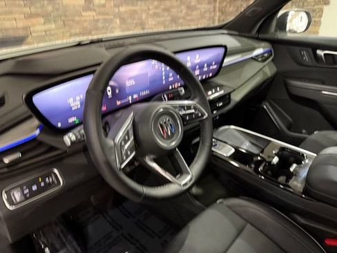 Used 2026 Buick Enclave Preferred FWD image 24