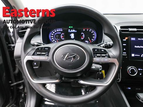 Used 2023 Hyundai Tucson SE image 10