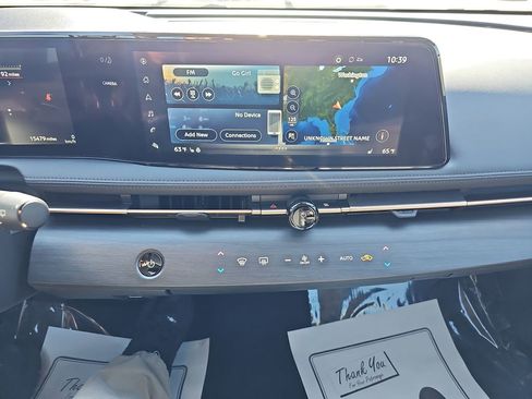 Used 2023 Nissan Ariya FWD image 24