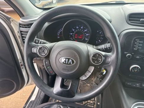 Used 2016 Kia Soul image 13