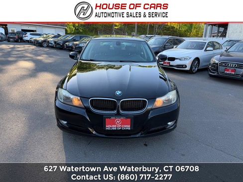 Used 2011 BMW 328i xDrive Sedan AWD/4WD image 8