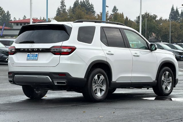 New 2026 Honda Pilot EX-L image 4