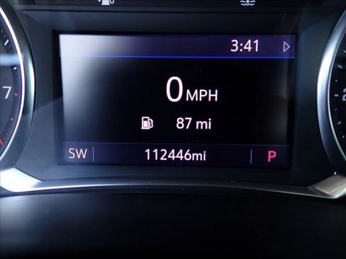 Used 2022 Chevrolet Traverse LT AWD/4WD image 28