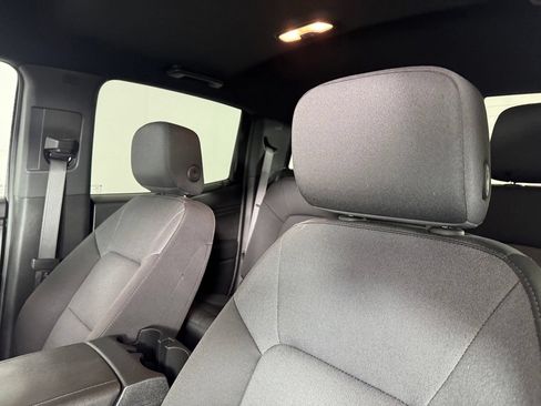 Used 2025 Chevrolet Colorado Trail Boss AWD/4WD image 12