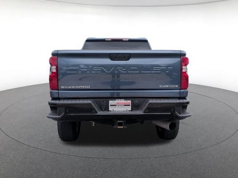 Used 2025 Chevrolet Silverado 2500 Custom w/ Custom Value Package AWD/4WD image 4