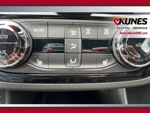 New 2026 Buick Envista Sport Touring w/ Convenience I Package FWD image 32