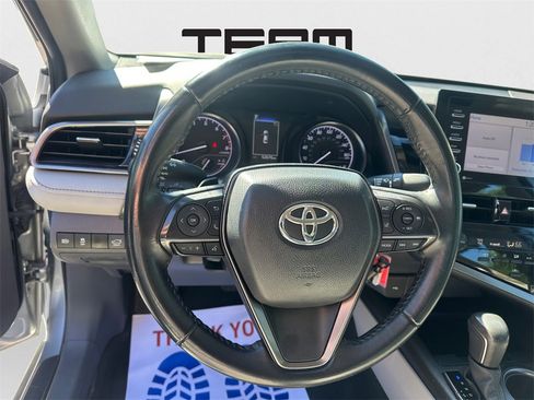 Used 2023 Toyota Camry SE image 17