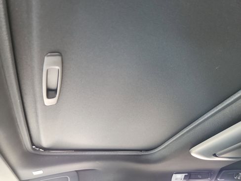 New 2026 Toyota Sienna Limited image 22