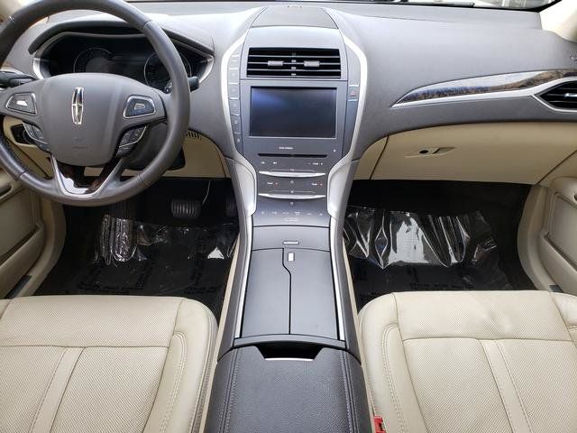 Used 2015 Lincoln MKZ w/ Equipment Group 102A Reserve FWD image 15