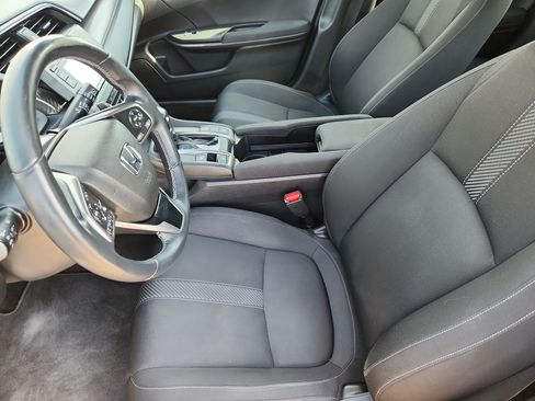 Used 2019 Honda Civic Sport image 9
