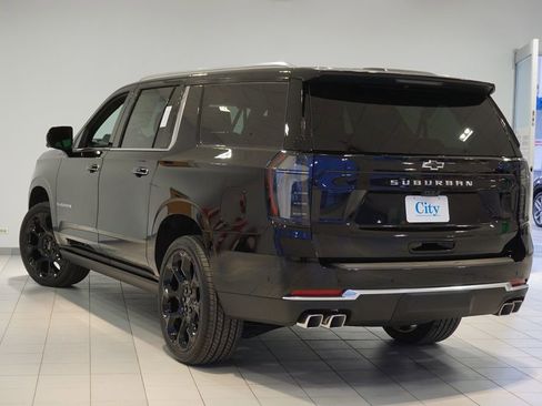 New 2026 Chevrolet Suburban High Country AWD/4WD image 7