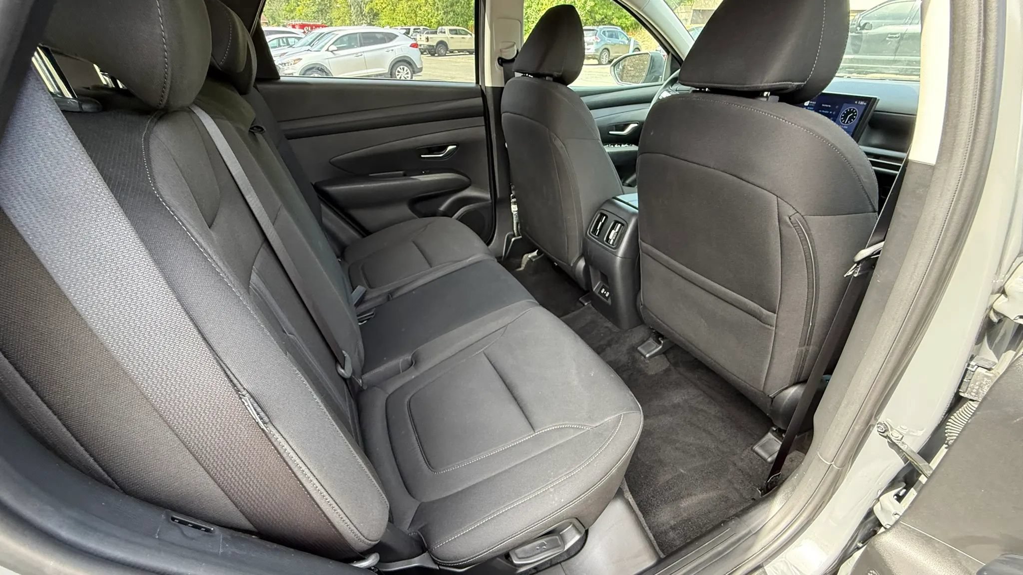 Used 2025 Hyundai Tucson SEL FWD image 33