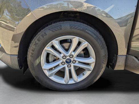 Used 2019 Ford Edge SEL w/ Equipment Group 201A image 31