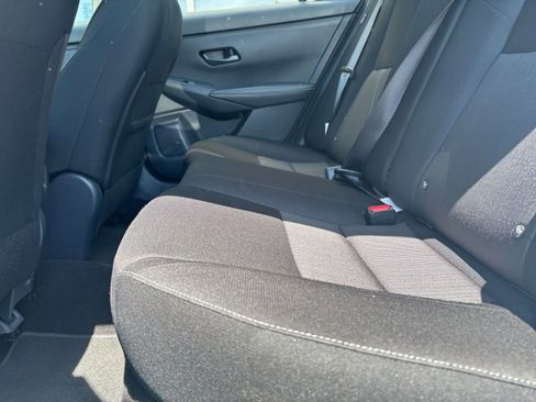 Used 2025 Nissan Sentra SV FWD image 25