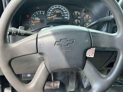 Used 2006 Chevrolet Silverado 3500 W/T w/ Snow Plow Prep Package image 15