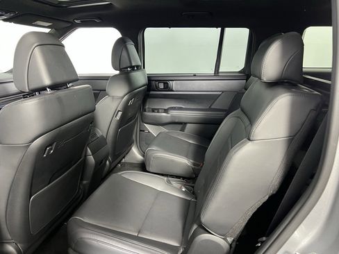 Used 2025 Hyundai Santa Fe Calligraphy image 29