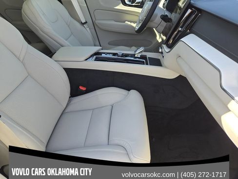 Used 2026 Volvo XC60 B5 Ultra w/ Protection Package Premier AWD/4WD image 14