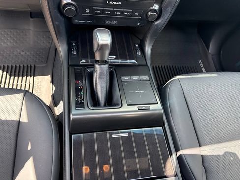 Certified 2023 Lexus GX 460 Premium w/ Accessory Package AWD/4WD image 17