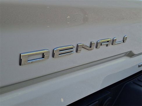 Used 2020 GMC Sierra 3500 Denali w/ Denali Ultimate Package image 30