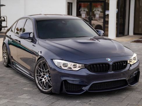 Used 2017 BMW M3 RWD image 2