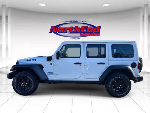 Used 2023 Jeep Wrangler Unlimited w/ Cold Weather Group image 6