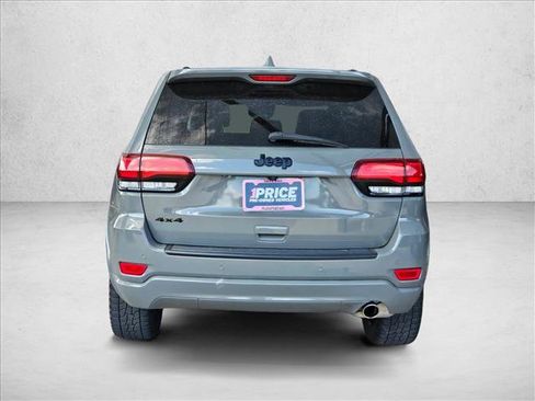 Used 2020 Jeep Grand Cherokee Altitude AWD/4WD image 6
