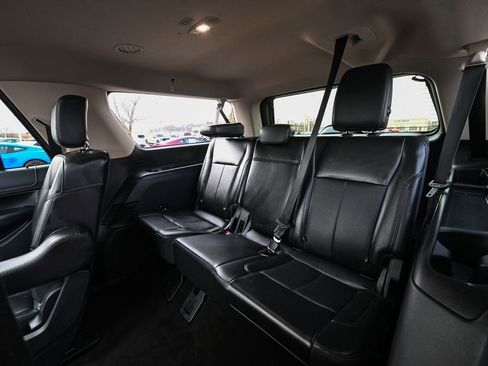 Used 2022 Ford Expedition Max XLT image 23