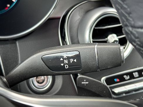Used 2022 Mercedes-Benz GLC 300 w/ Premium Package Lite image 20