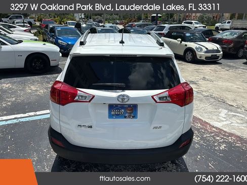 Used 2013 Toyota RAV4 XLE FWD image 9