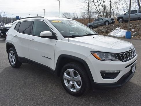 Used 2020 Jeep Compass Latitude w/ Cold Weather Group image 10
