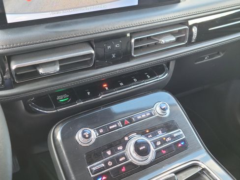 Certified 2023 Lincoln Nautilus AWD w/ Premium Package image 22