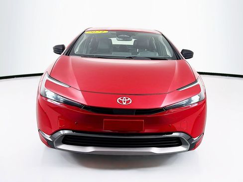 Used 2024 Toyota Prius XLE image 2