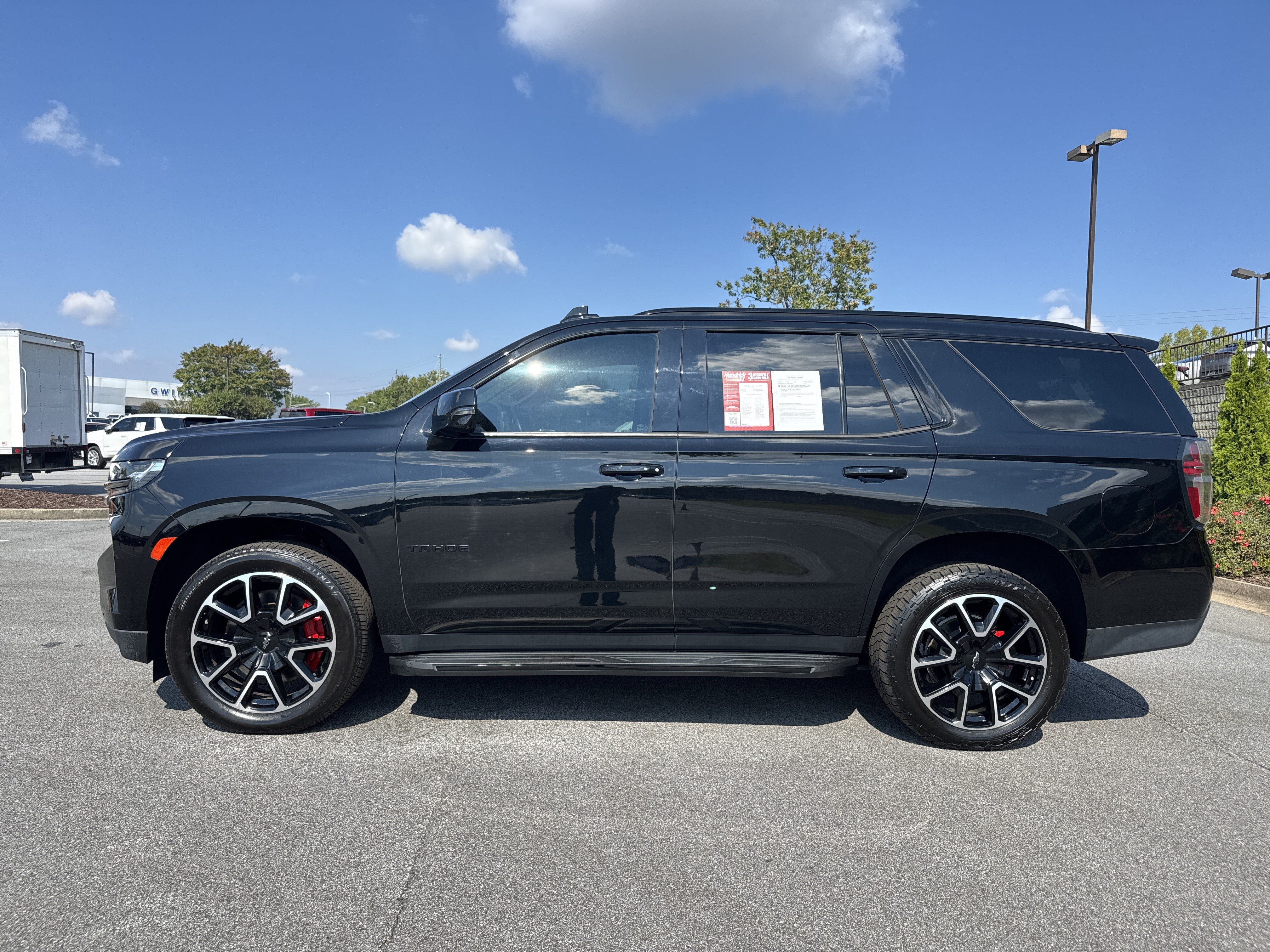 Used 2022 Chevrolet Tahoe RST w/ Luxury Package AWD/4WD image 7