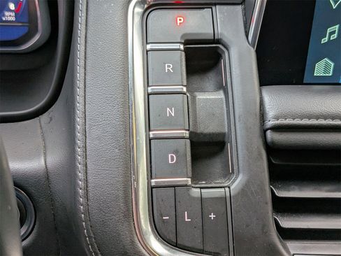 Used 2023 Chevrolet Tahoe LT w/ Luxury Package image 25