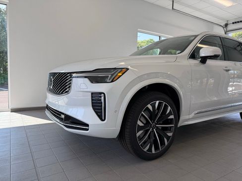 Used 2026 Volvo XC90 B6 Ultra w/ Protection Package image 3