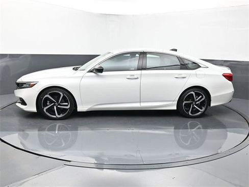 Used 2022 Honda Accord Sport Special Edition image 2