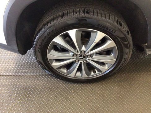 Used 2020 Mercedes-Benz GLE 350 4MATIC image 31