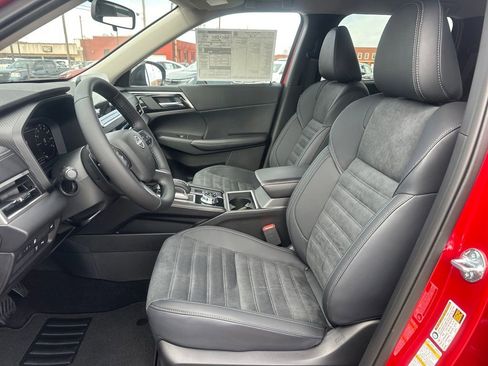 New 2026 Nissan Rogue SL AWD/4WD image 10