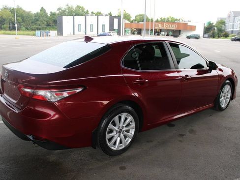 Used 2020 Toyota Camry LE FWD image 4