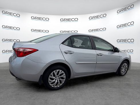 Used 2018 Toyota Corolla LE FWD image 7