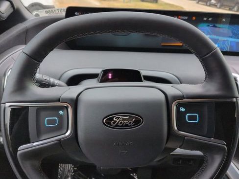 New 2025 Ford Expedition Platinum w/ Stealth Performance Package image 30