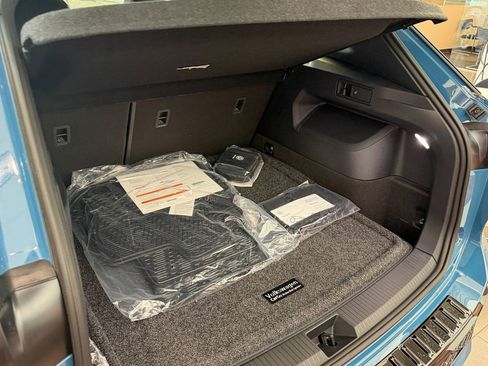 New 2026 Volkswagen Tiguan SEL R-Line image 23