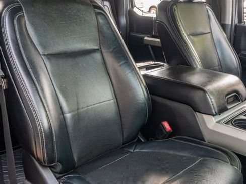 Used 2018 Ford F350 Lariat w/ Lariat Ultimate Package AWD/4WD image 45