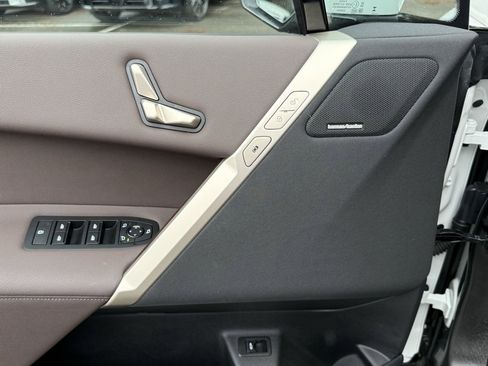 Used 2026 BMW iX xDrive45 w/ Premium Package image 20