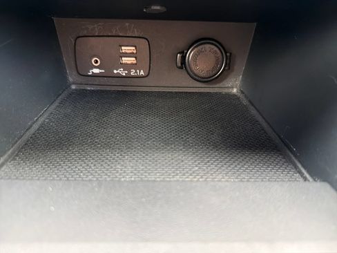 Certified 2023 Subaru Crosstrek 2.5i Limited AWD/4WD image 43