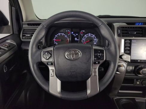 Used 2021 Toyota 4Runner SR5 image 21