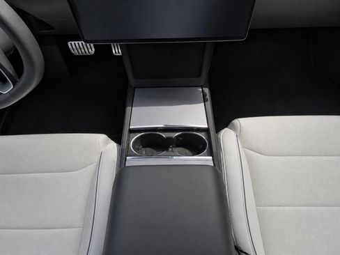 Used 2024 Tesla Model 3 Performance AWD/4WD image 11